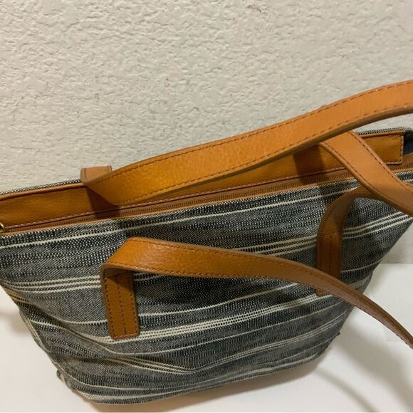 Fossil Madison Black Striped Canvas Tote Bag Purse Hand Bag top zip - Picture 5 of 12